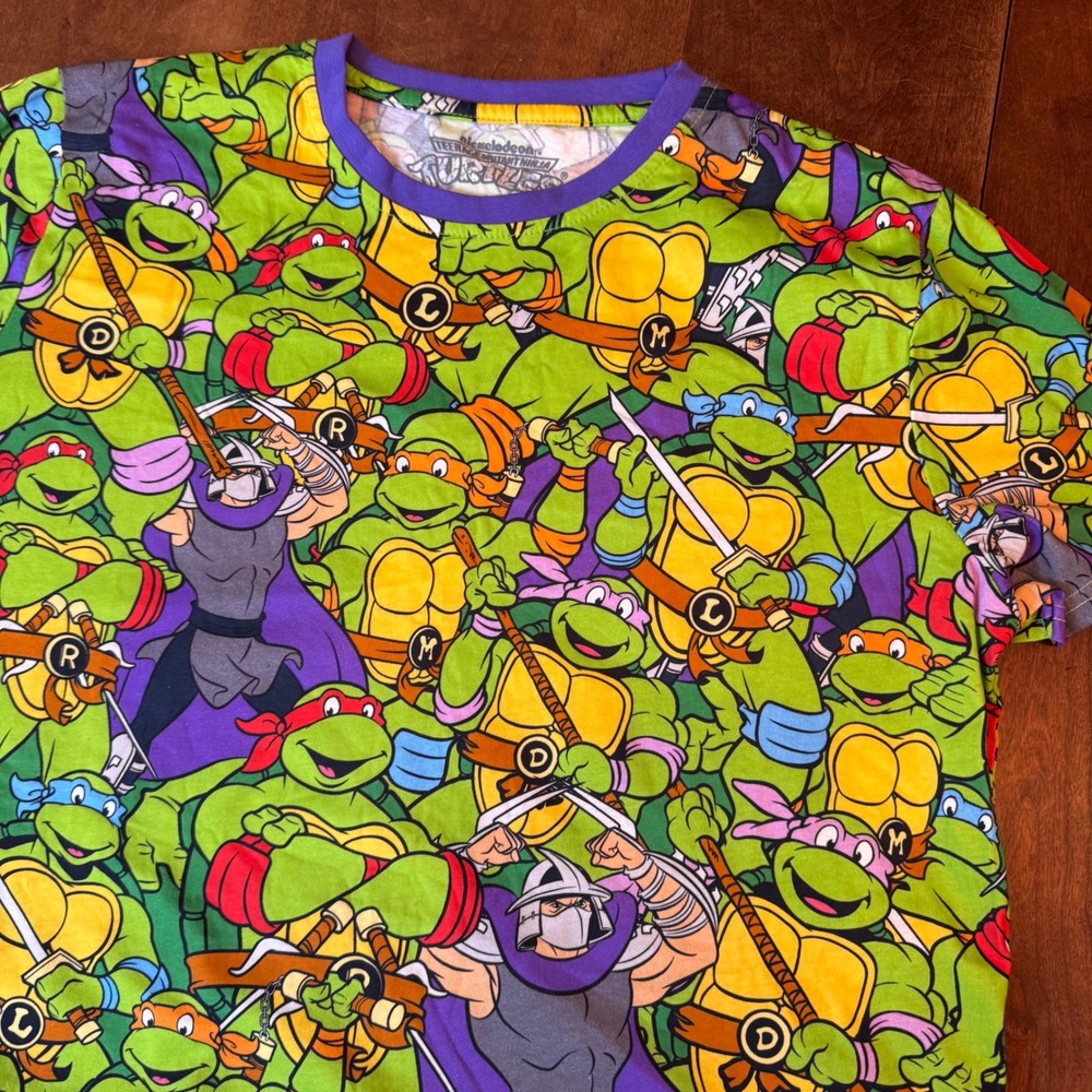Cakeworthy TMNT T-Shirt Unisex Large Green Ninja Turtles All Over Print Graphic